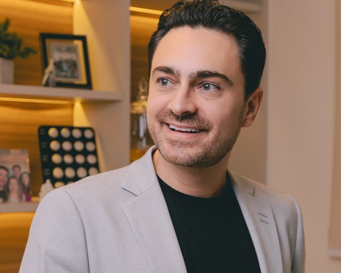 Dr. Fernando Franco